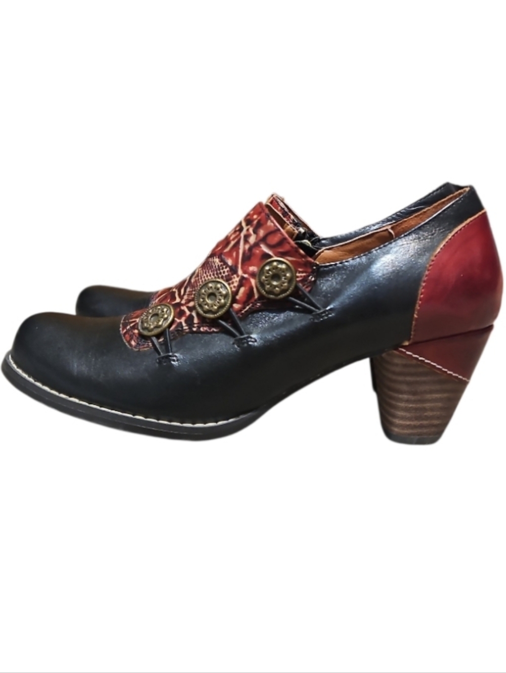 L'ARTISTE Spring Step Kantia Leather Red and Black Button Detail Heeled Shoes